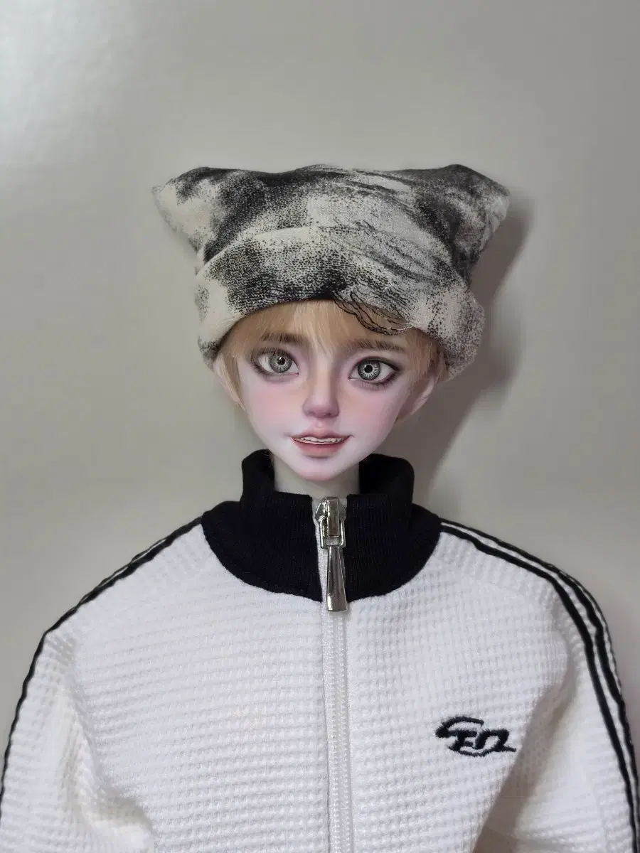 thumbnail-0